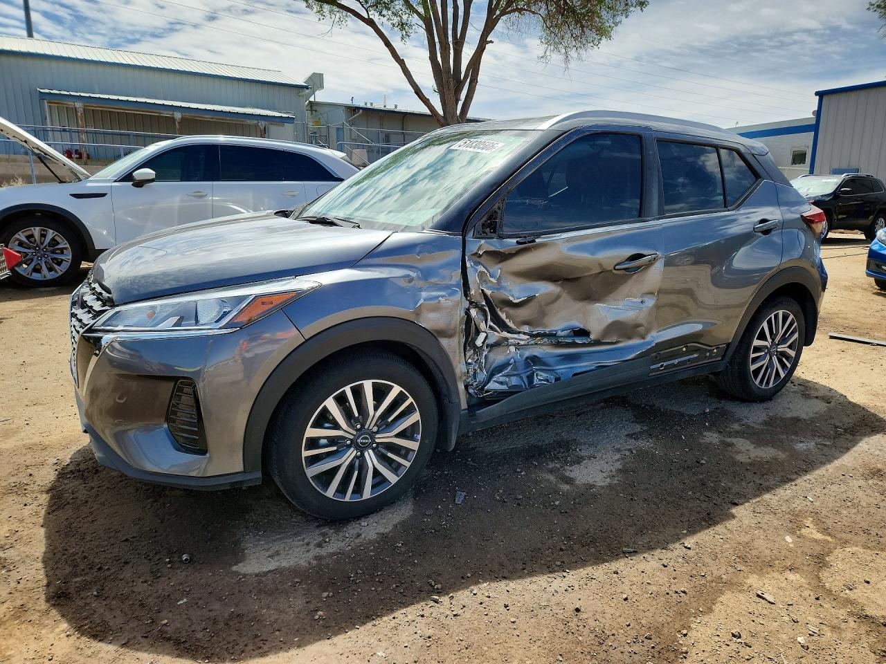2023 NISSAN KICKS