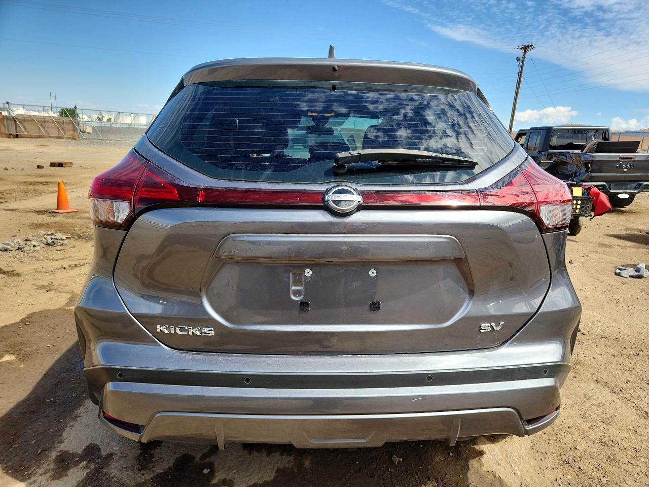 2023 NISSAN KICKS SV photo 11