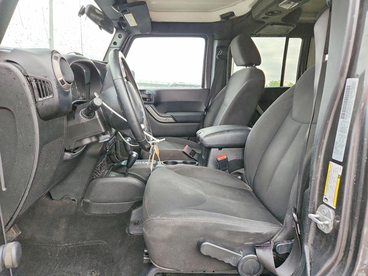 2016 JEEP WRANGLER UNLIMITED SPORT photo 13