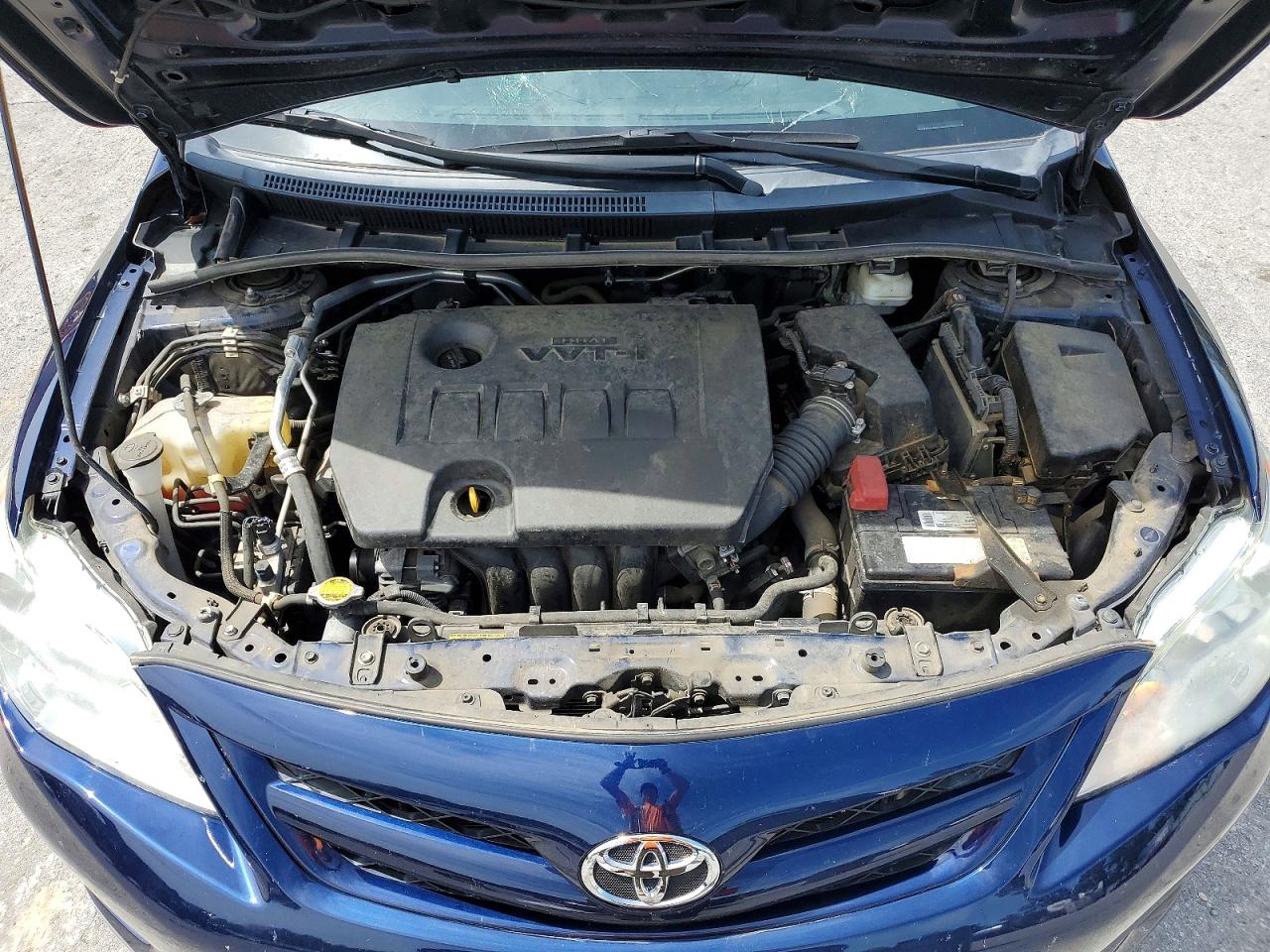 2012 TOYOTA COROLLA LE photo 11