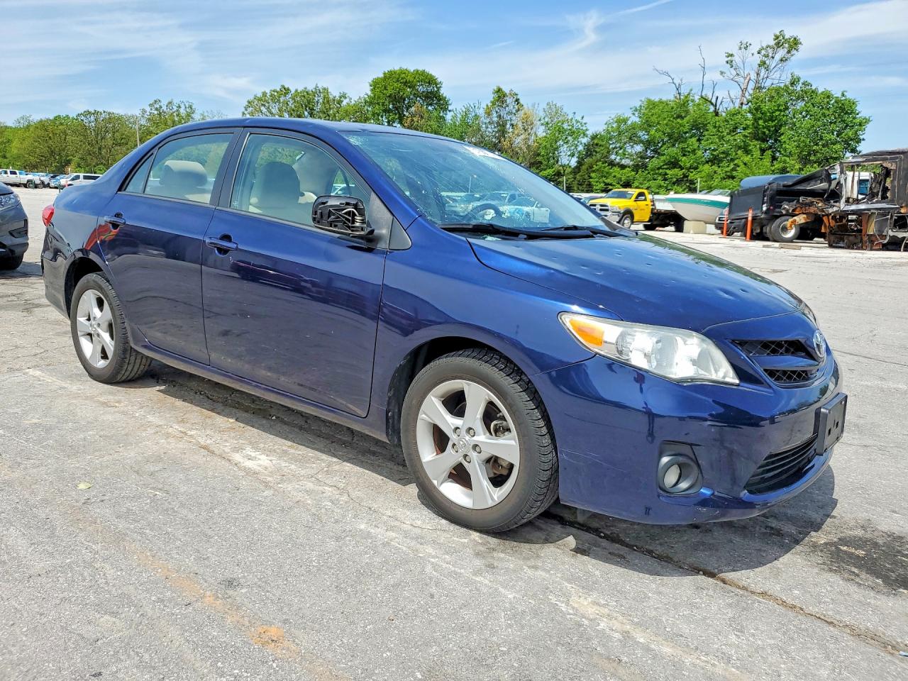 2012 TOYOTA COROLLA LE photo 4