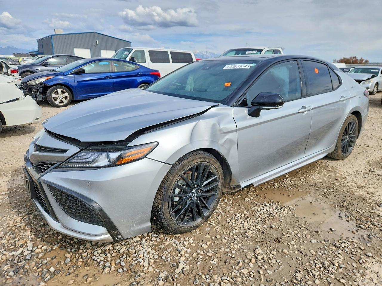 2023 TOYOTA CAMRY