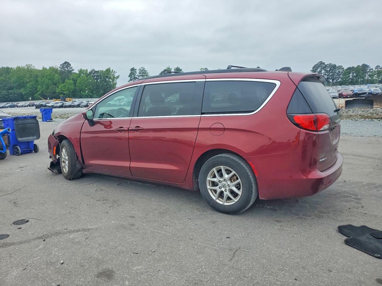 2021 CHRYSLER VOYAGER LXI photo 3