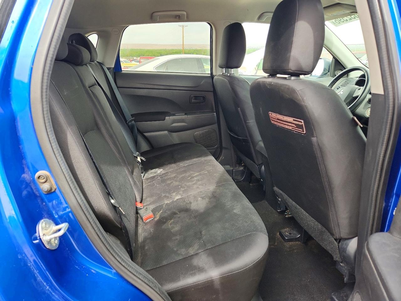 2015 MITSUBISHI OUTLANDER SPORT ES photo 31