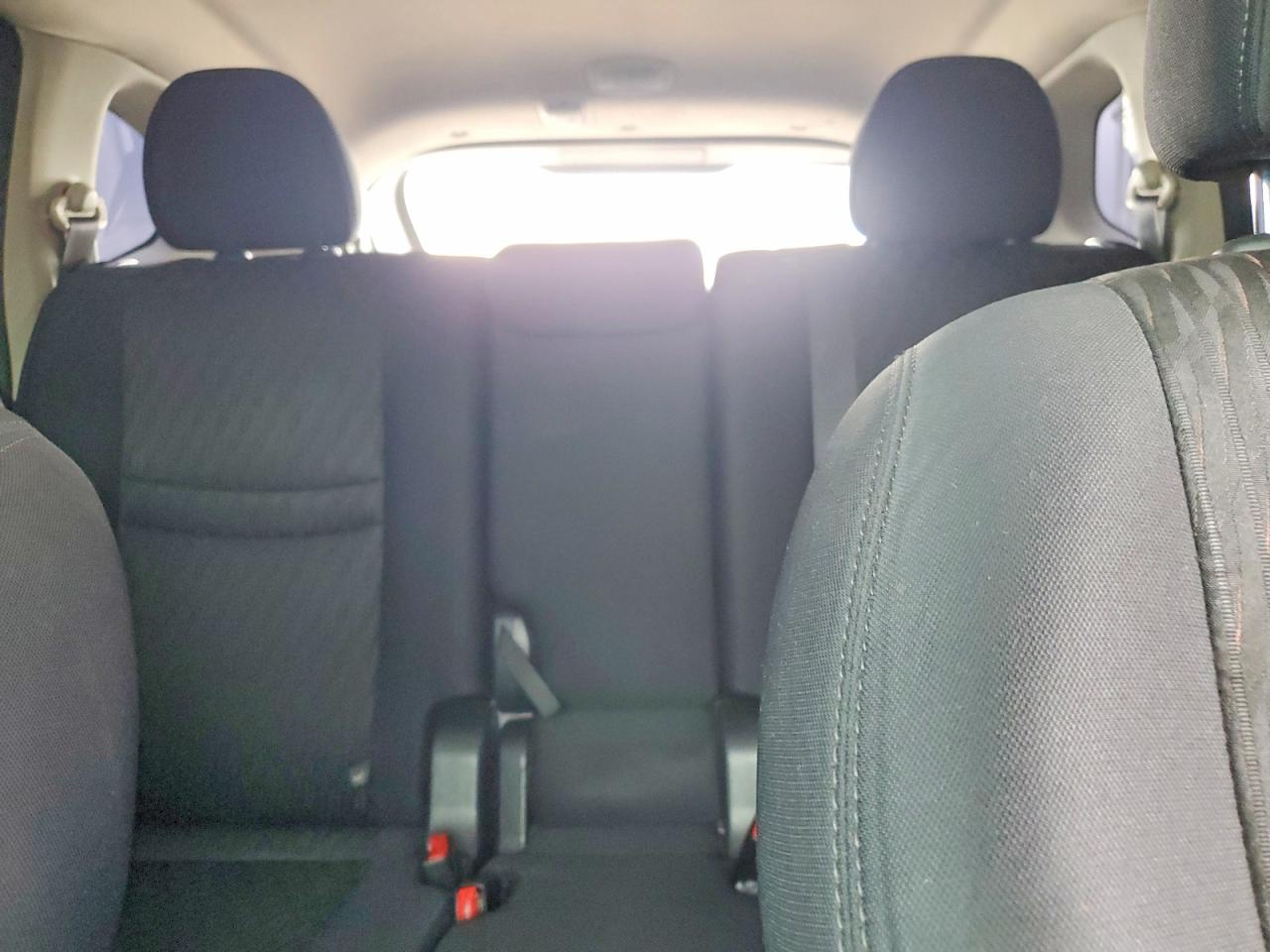 2017 NISSAN ROGUE SV photo 10