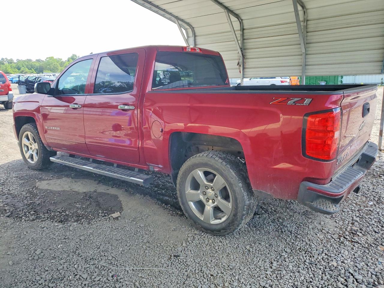 2018 CHEVROLET SILVERADO K1500 LT photo 3