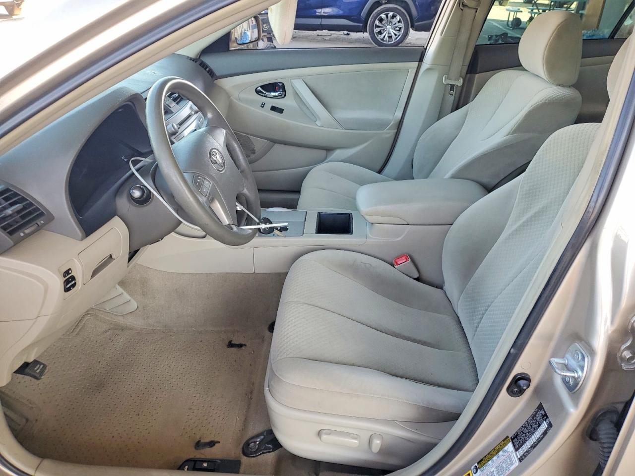2007 TOYOTA CAMRY LE photo 13