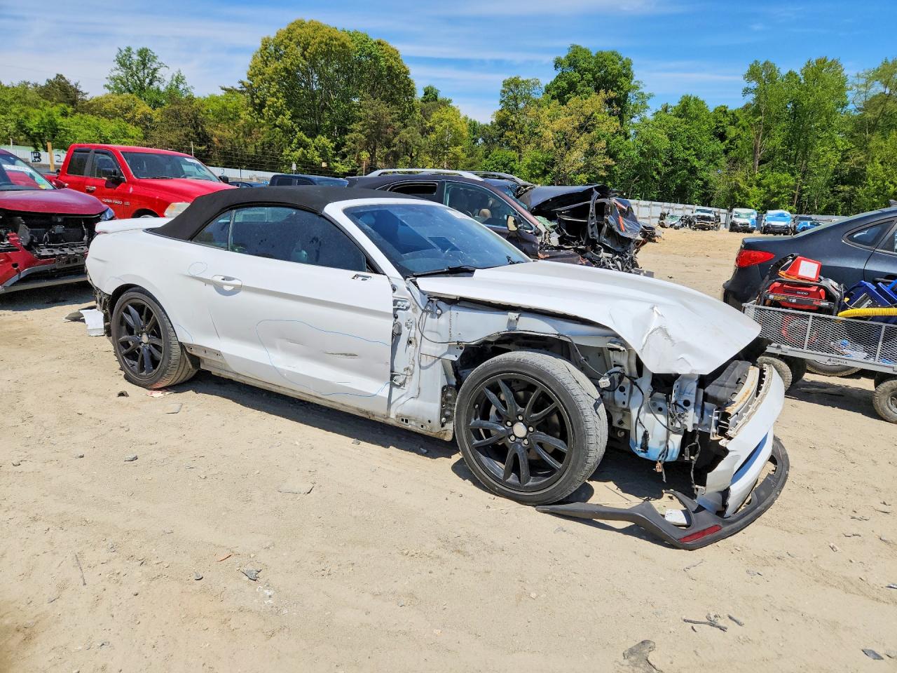 2017 FORD MUSTANG photo 7