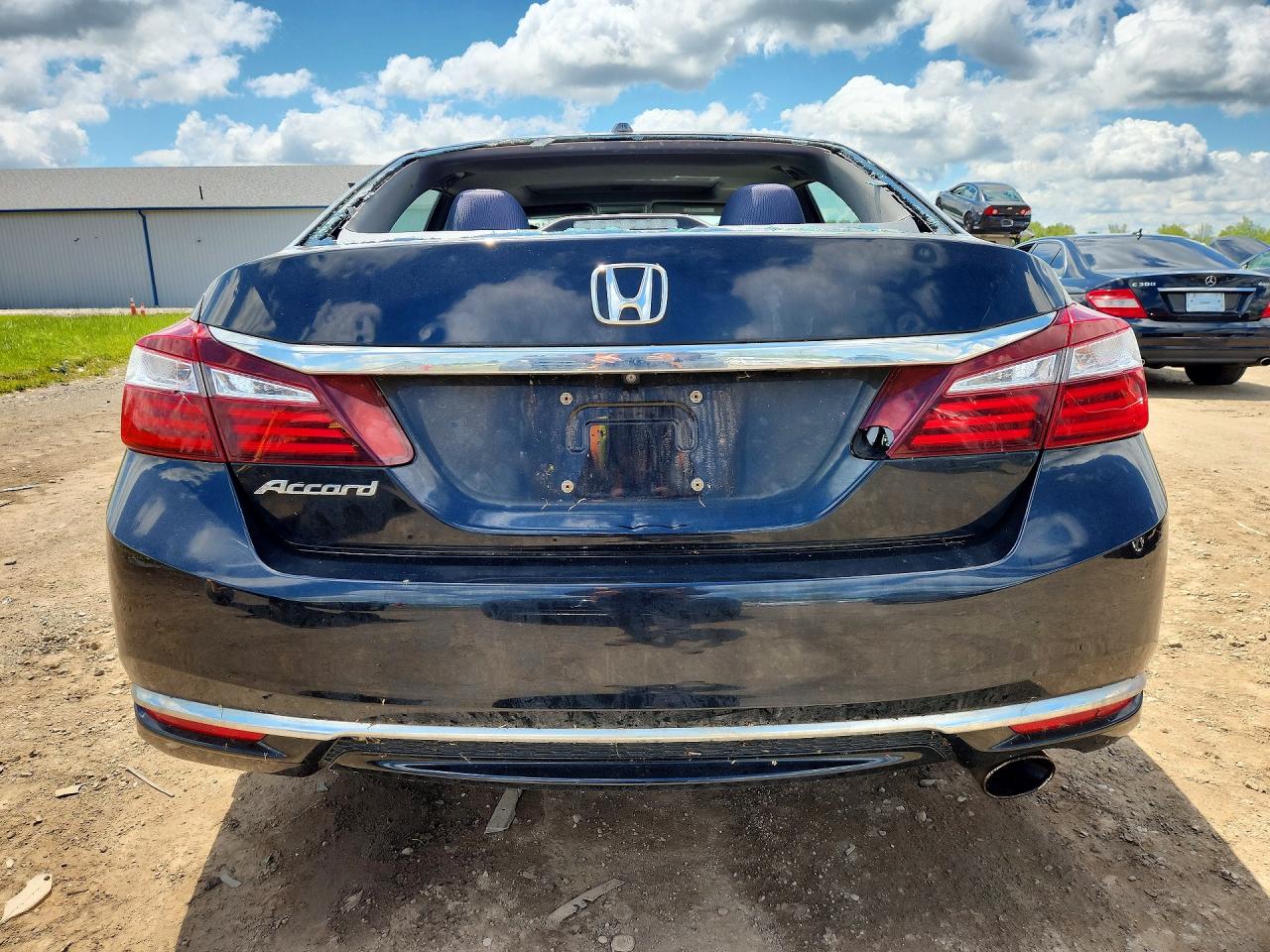 2016 HONDA ACCORD EX photo 11