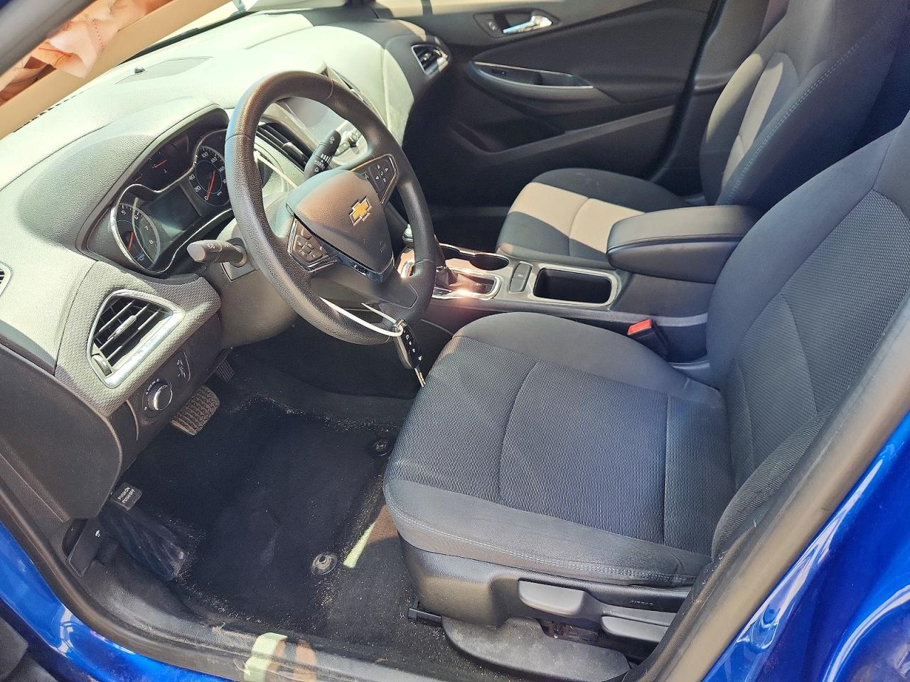 2017 CHEVROLET CRUZE LT photo 13