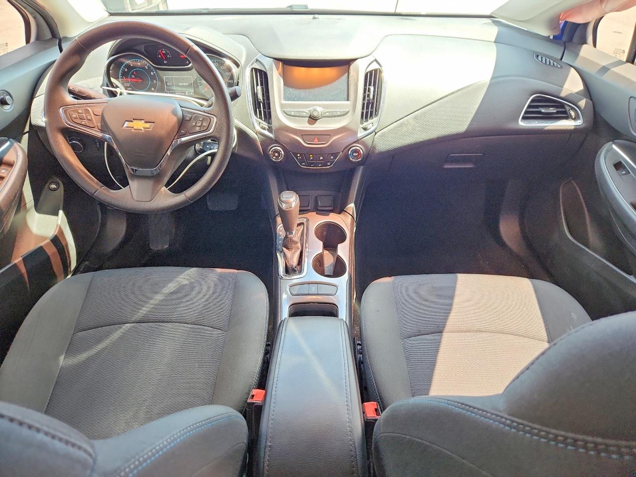 2017 CHEVROLET CRUZE LT photo 15