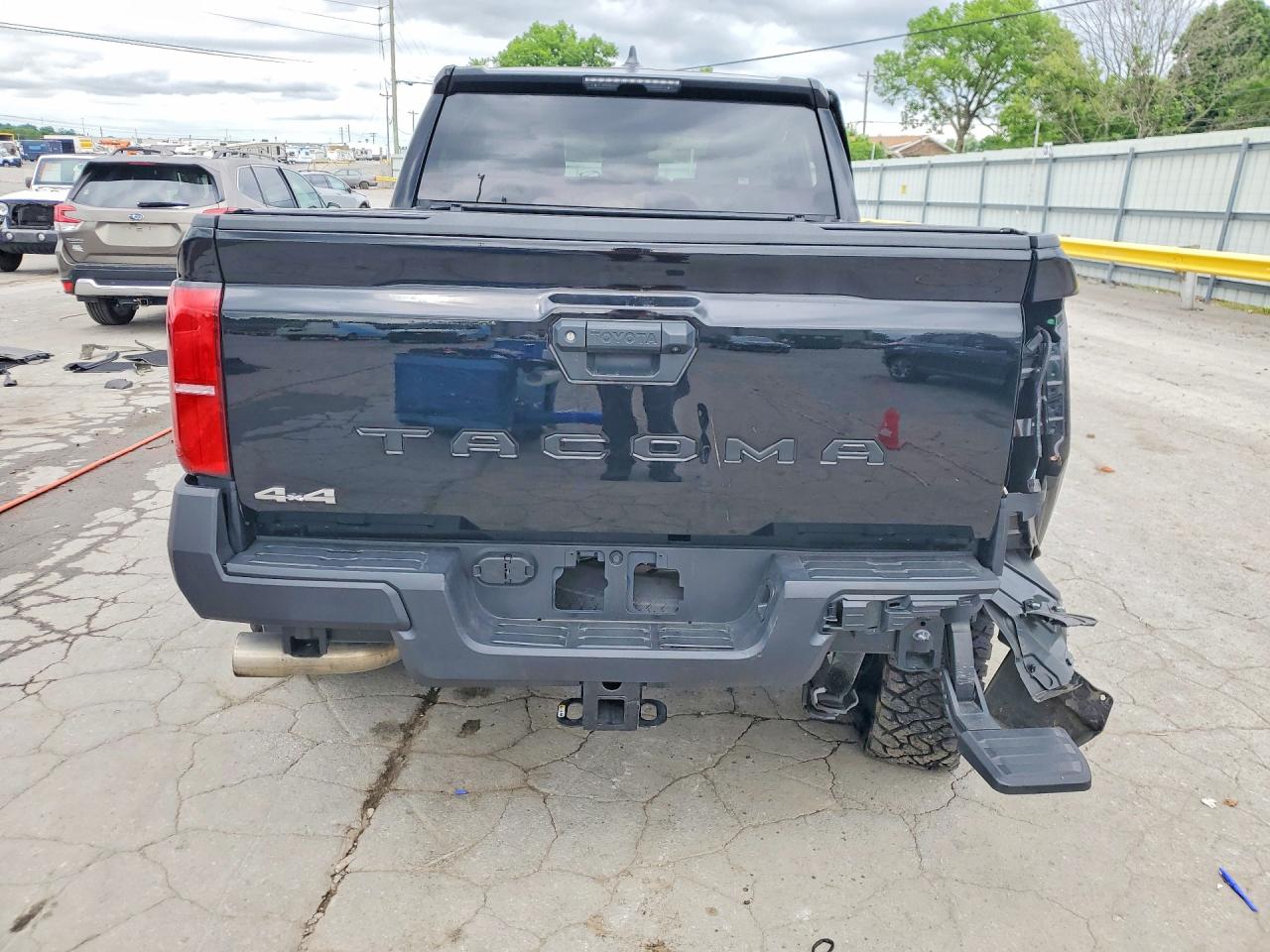 2024 TOYOTA TACOMA SR photo 11
