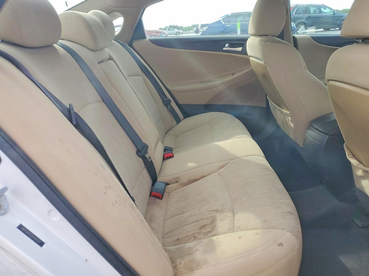 2013 HYUNDAI SONATA GLS photo 28