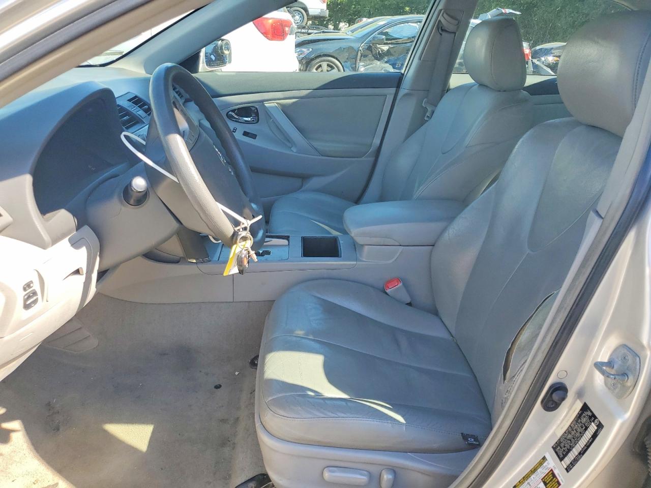 2008 TOYOTA CAMRY LE photo 19