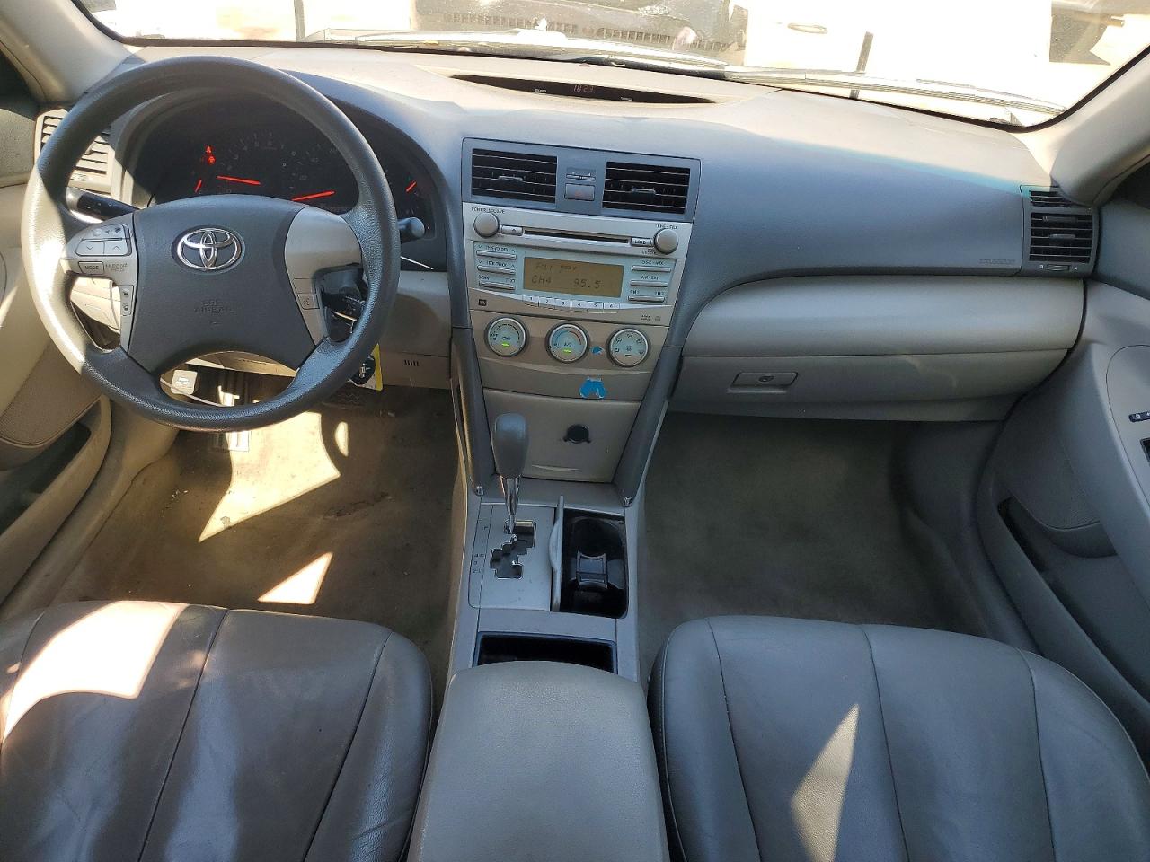 2008 TOYOTA CAMRY LE photo 22