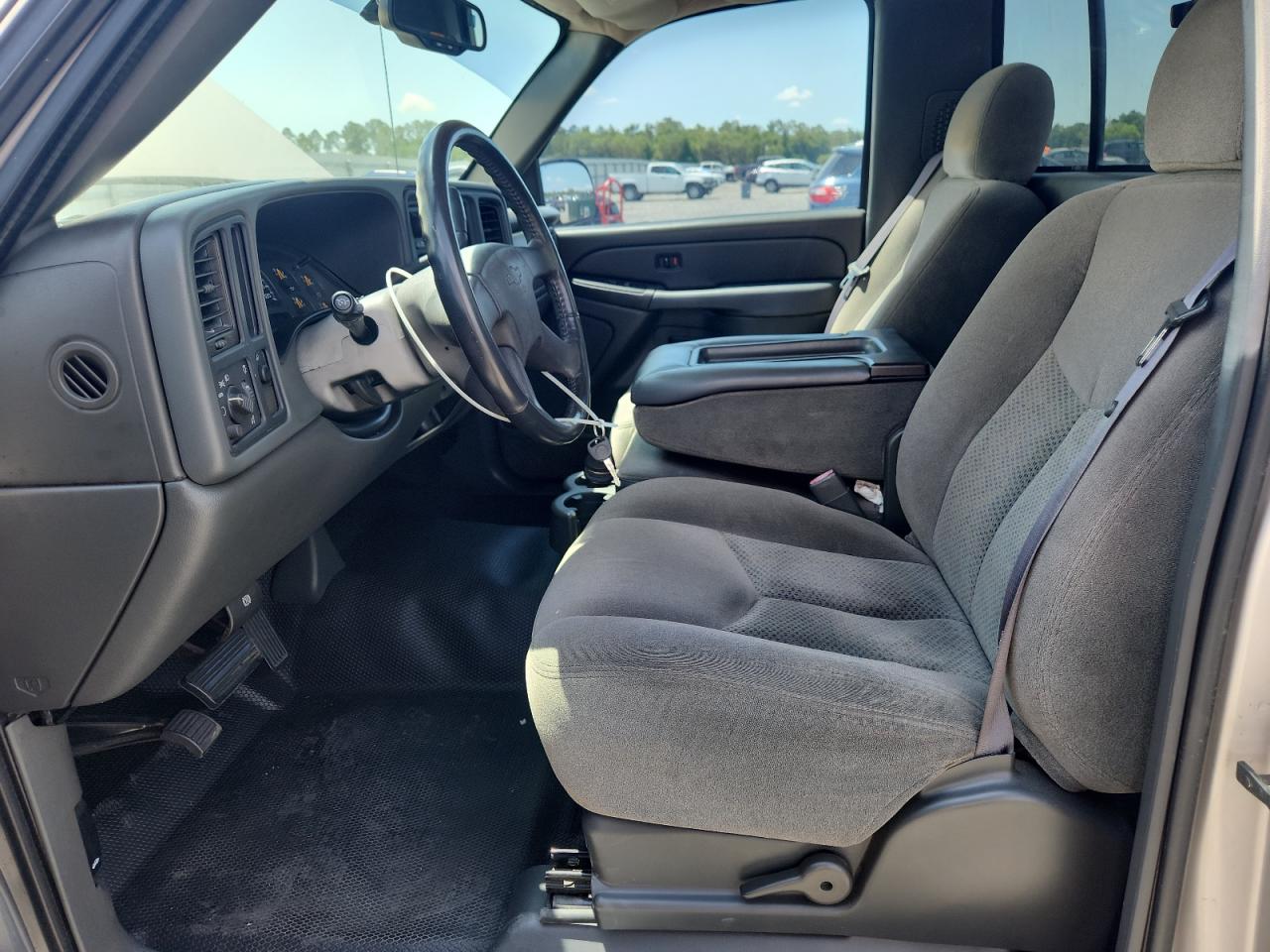 2005 CHEVROLET SILVERADO C1500 photo 13