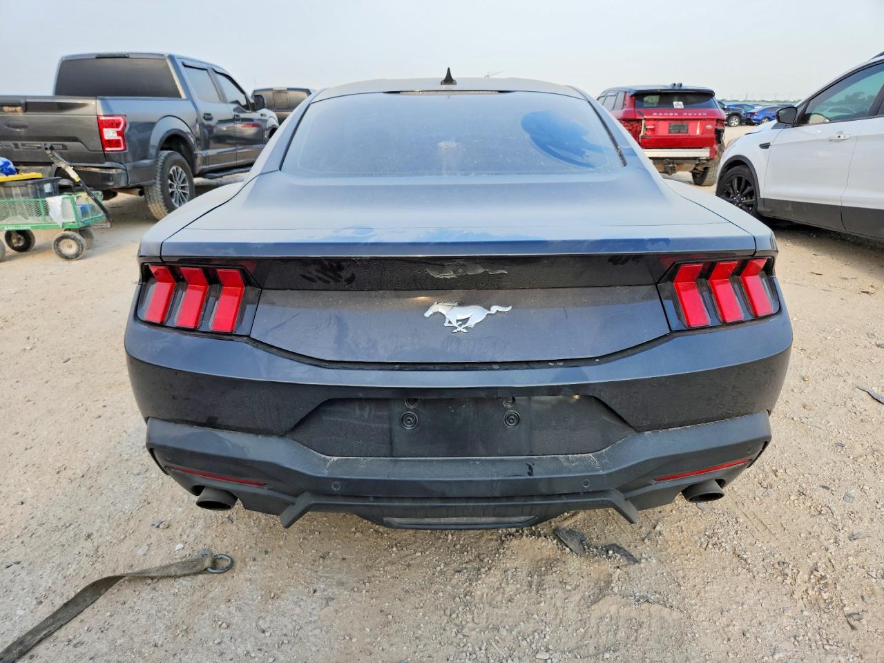 2024 FORD MUSTANG photo 11