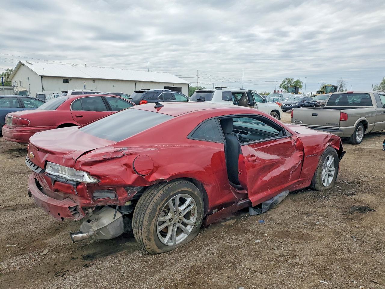 2015 CHEVROLET CAMARO LS photo 3