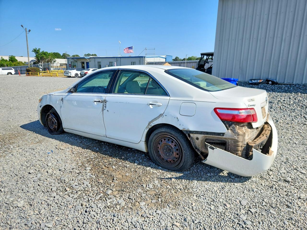 2007 TOYOTA CAMRY LE photo 3