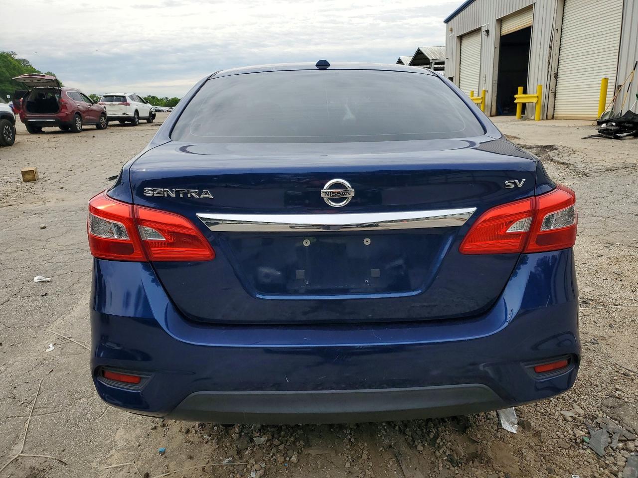 2018 NISSAN SENTRA SV photo 11