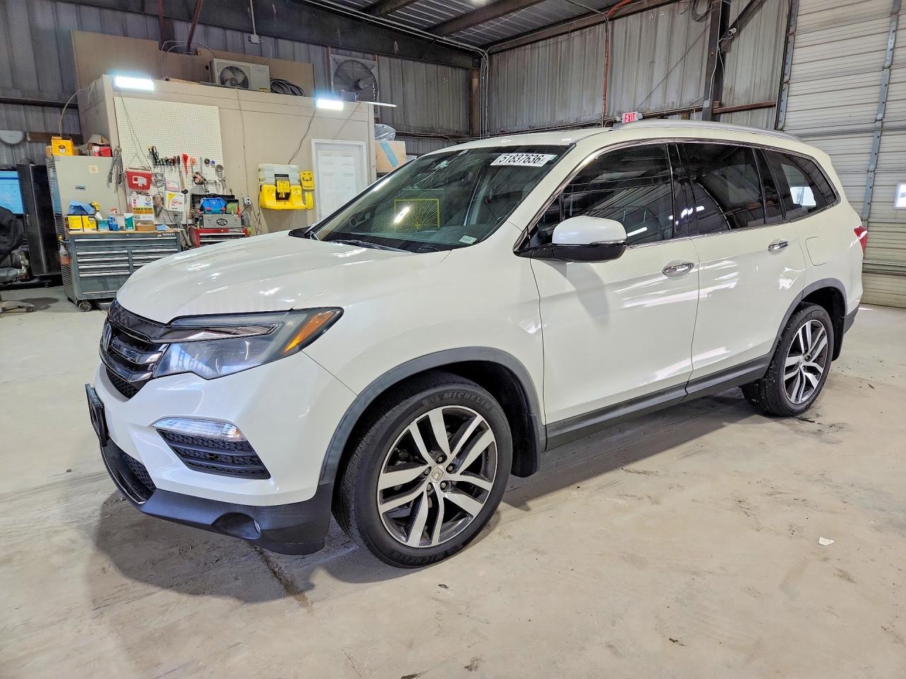 2016 HONDA PILOT