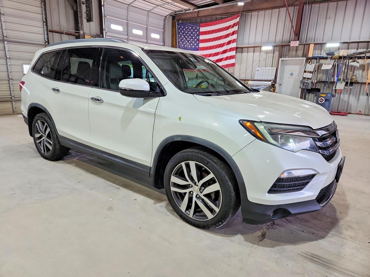 2016 HONDA PILOT ELITE photo 7