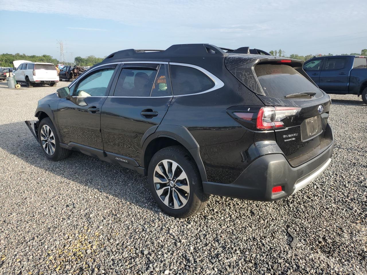 2023 SUBARU OUTBACK LIMITED photo 4