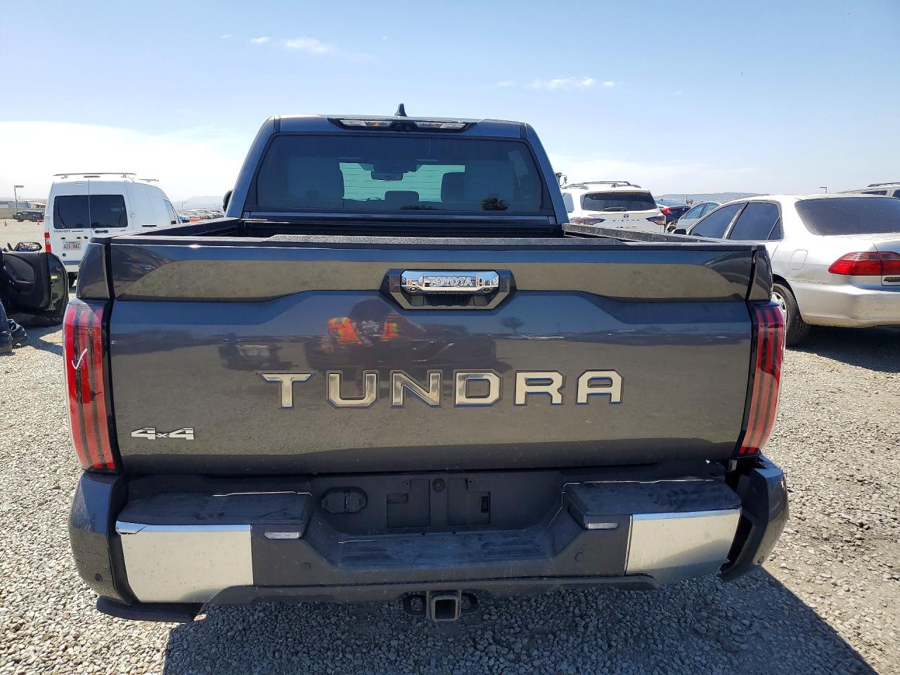 2024 TOYOTA TUNDRA photo 16