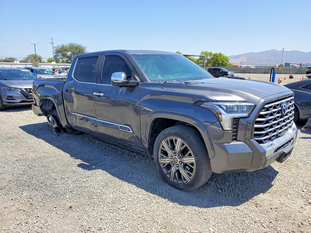 2024 TOYOTA TUNDRA photo 10