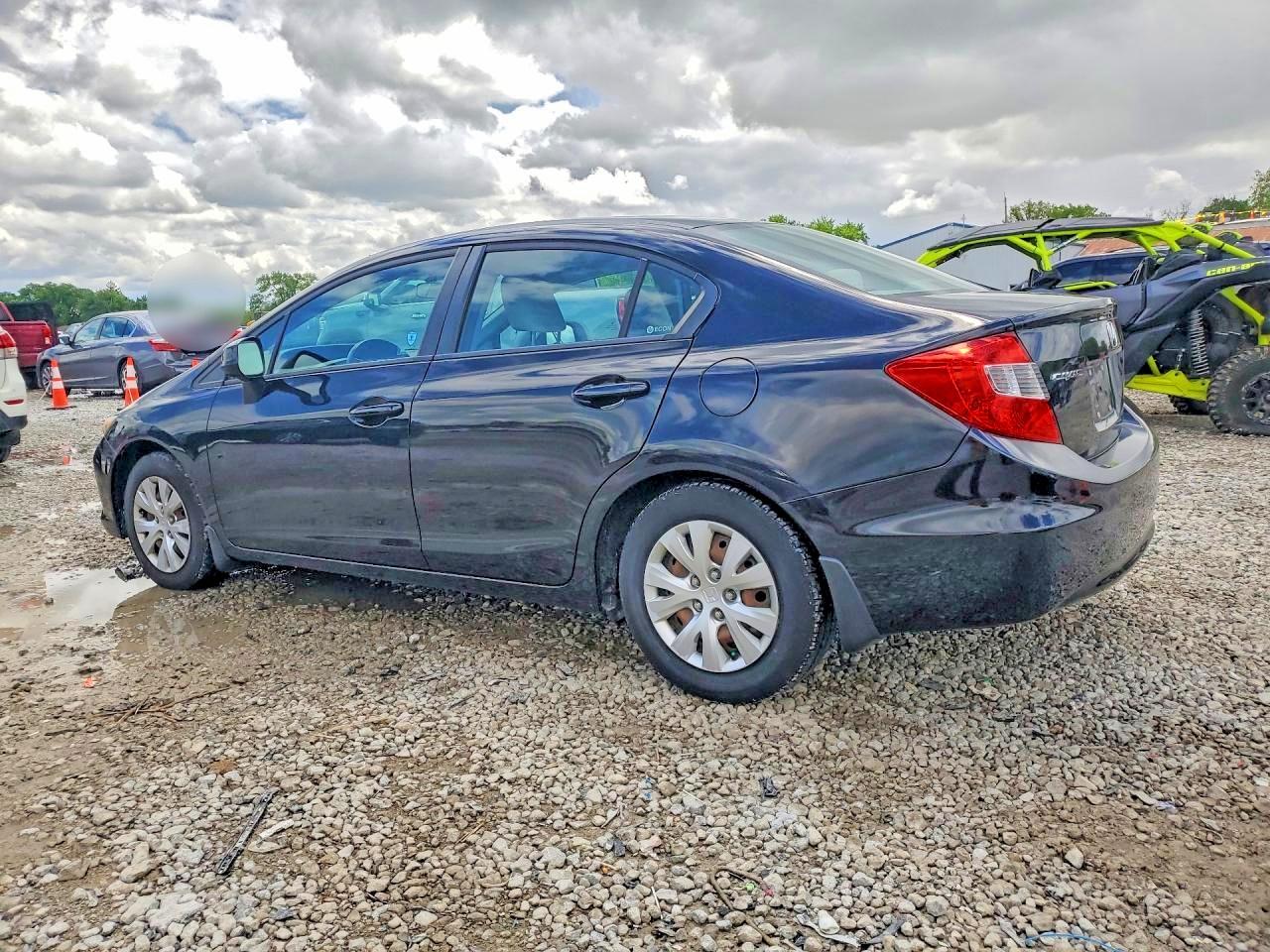 2012 HONDA CIVIC LX photo 4