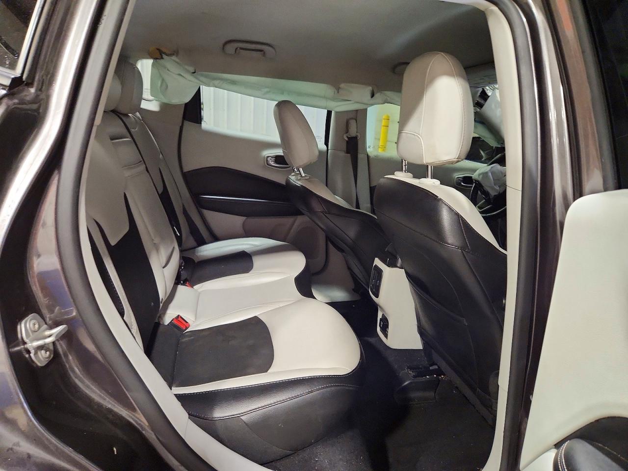 2019 JEEP COMPASS LATITUDE photo 21