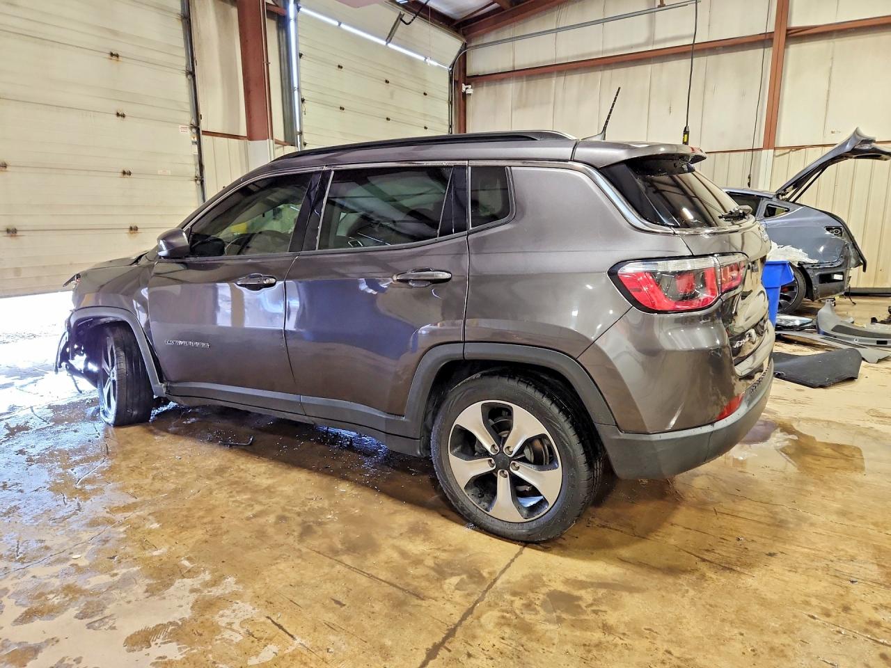 2019 JEEP COMPASS LATITUDE photo 3