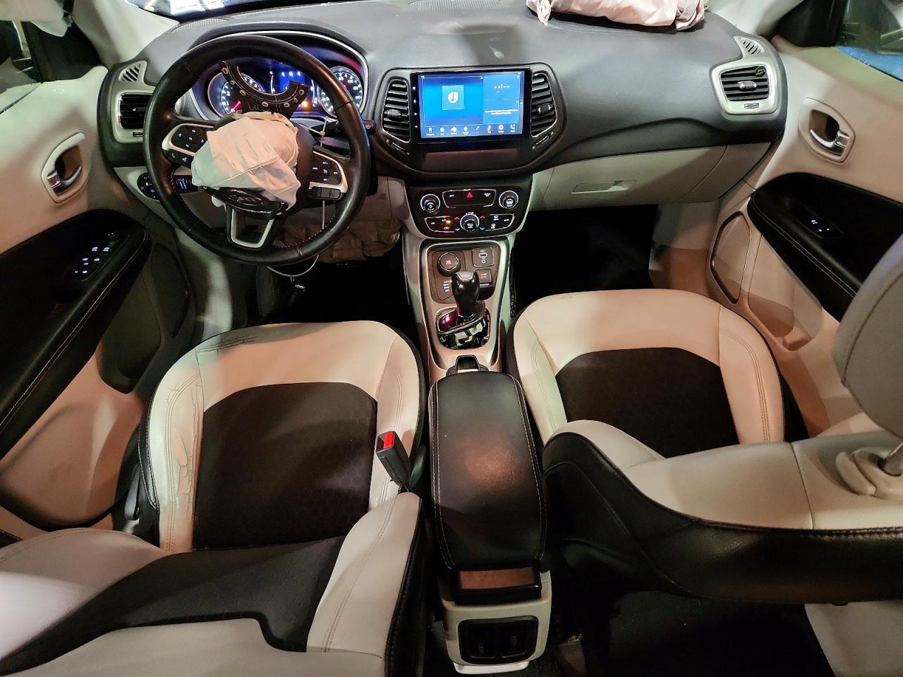 2019 JEEP COMPASS LATITUDE photo 15