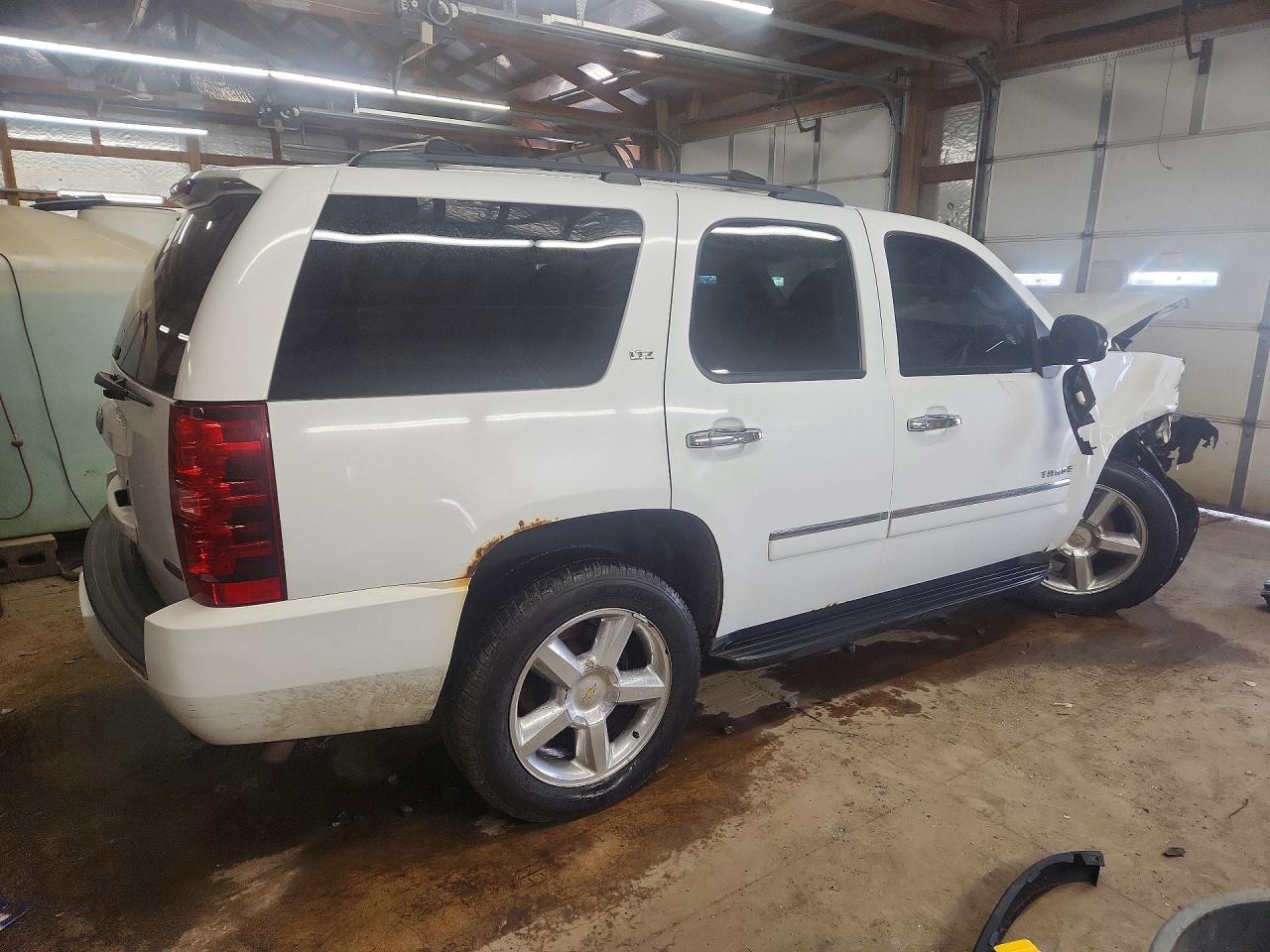 2011 CHEVROLET TAHOE K1500 LTZ photo 5