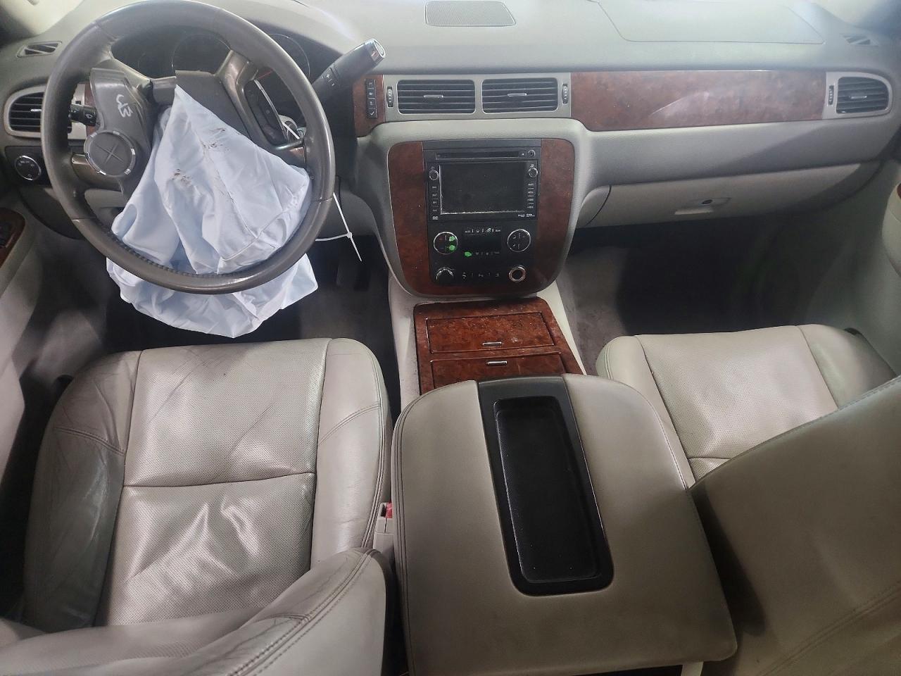 2011 CHEVROLET TAHOE K1500 LTZ photo 15