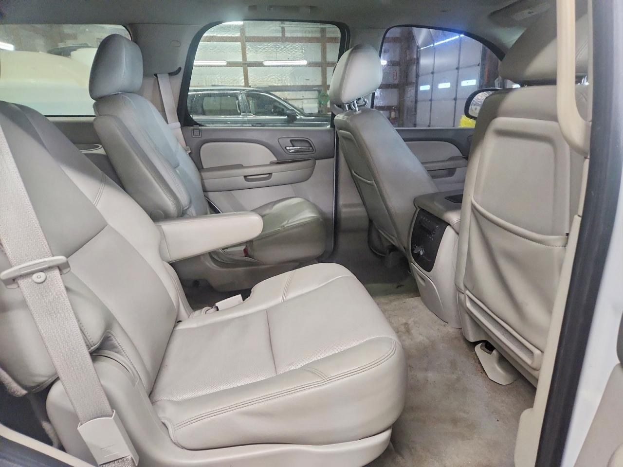 2011 CHEVROLET TAHOE K1500 LTZ photo 21