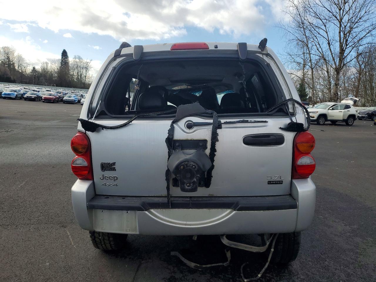 2004 JEEP LIBERTY LIMITED photo 11
