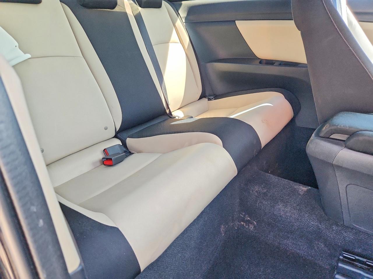 2016 HONDA CIVIC LX photo 19