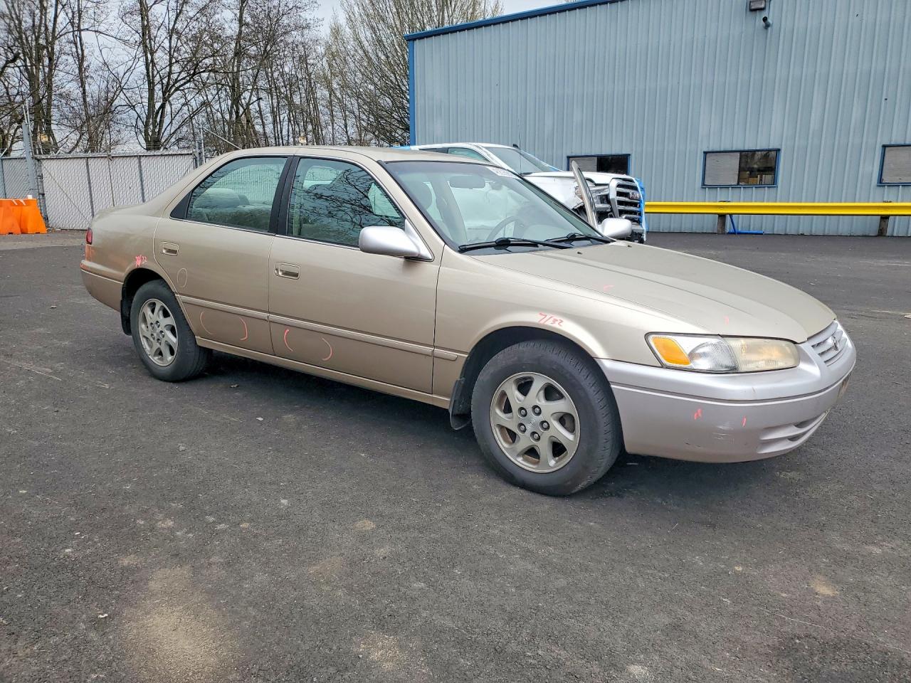 1999 TOYOTA CAMRY LE V6 photo 7