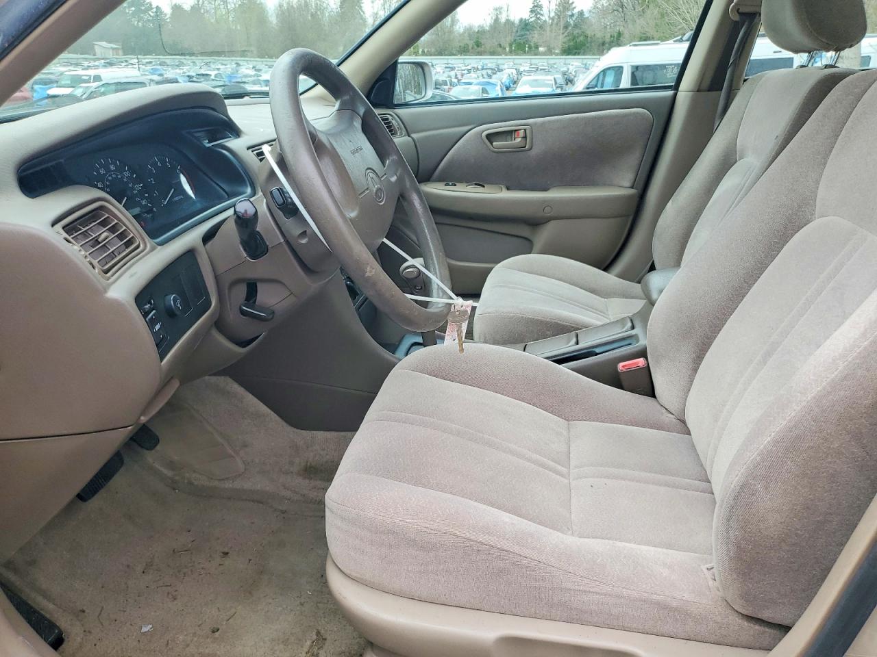 1999 TOYOTA CAMRY LE V6 photo 13
