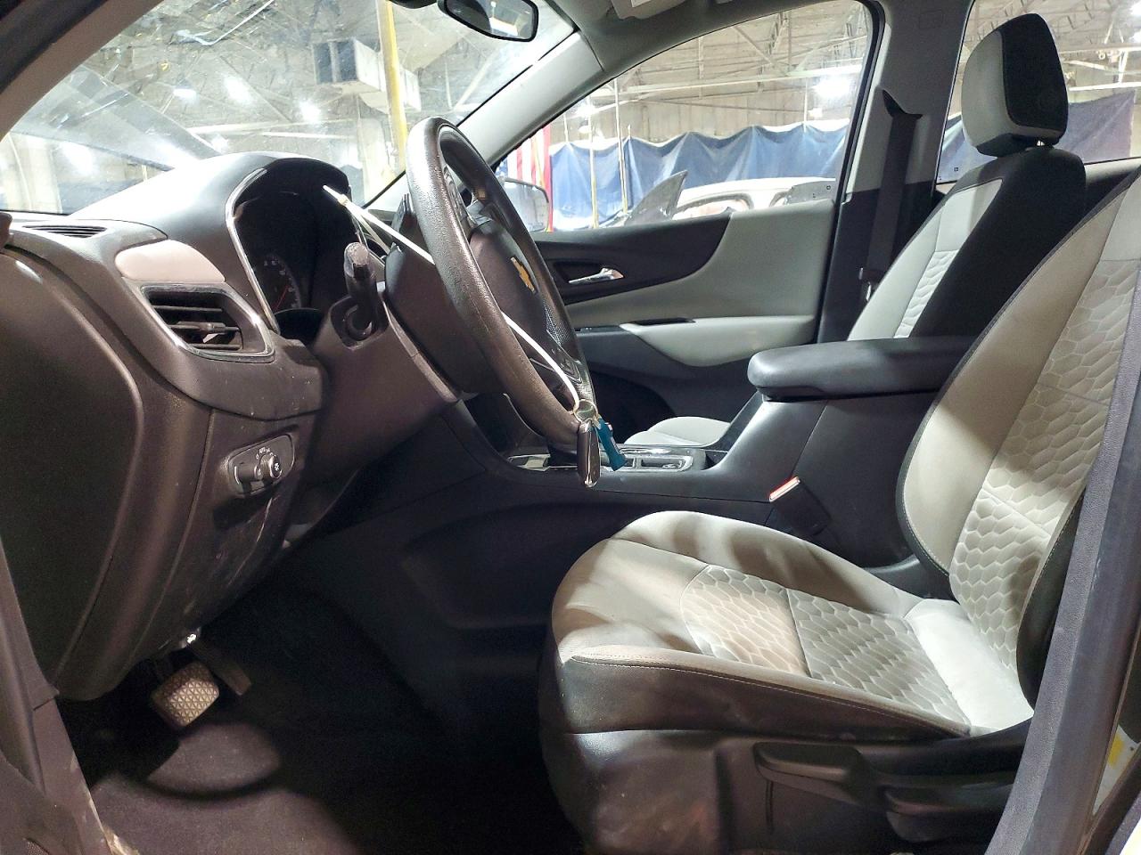 2019 CHEVROLET EQUINOX LS photo 13