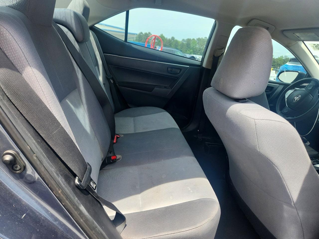 2015 TOYOTA COROLLA L photo 10