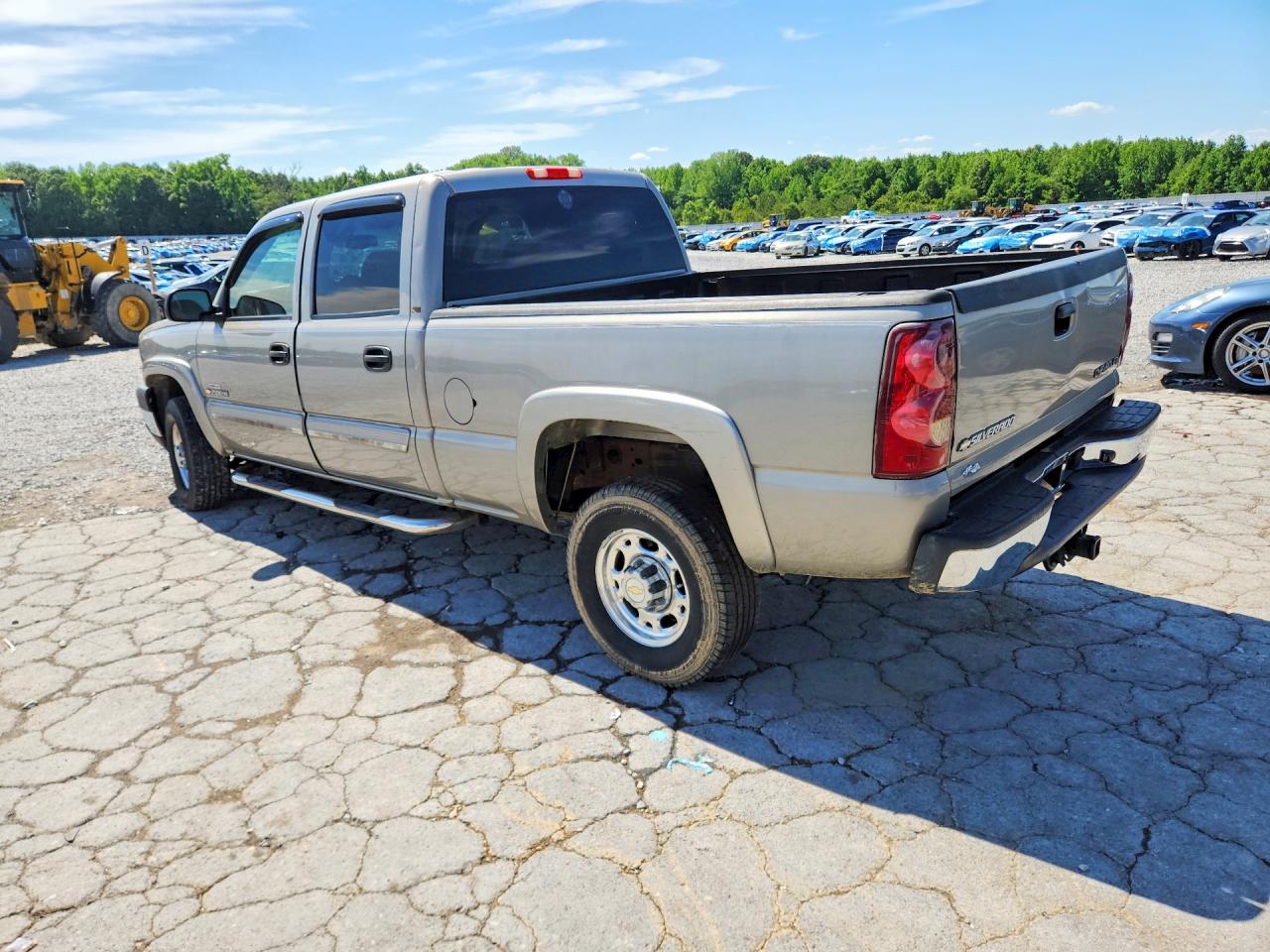 2003 CHEVROLET SILVERADO C2500 HEAVY DUTY photo 4