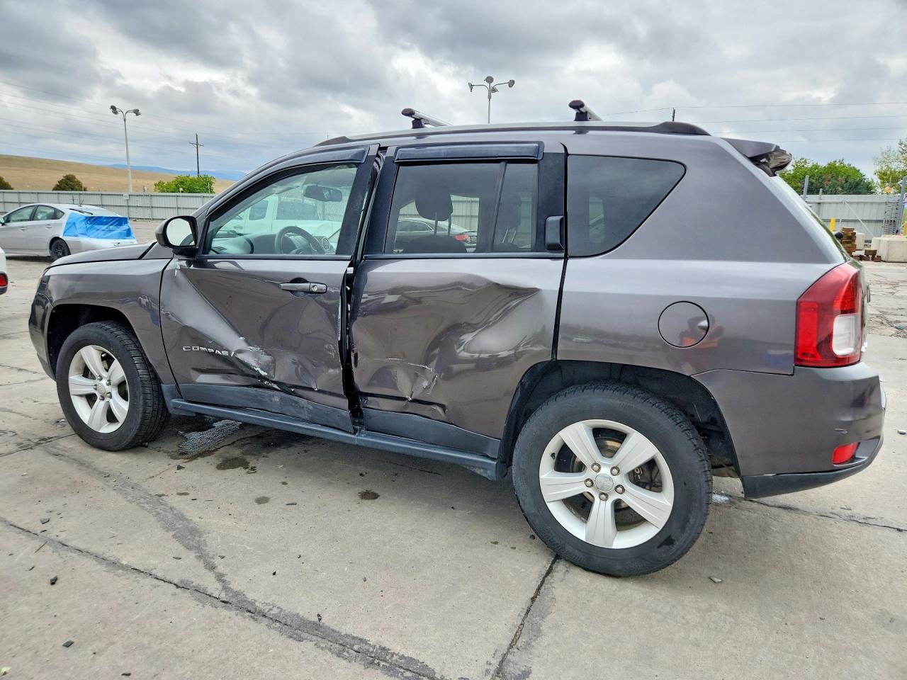 2016 JEEP COMPASS SPORT photo 4
