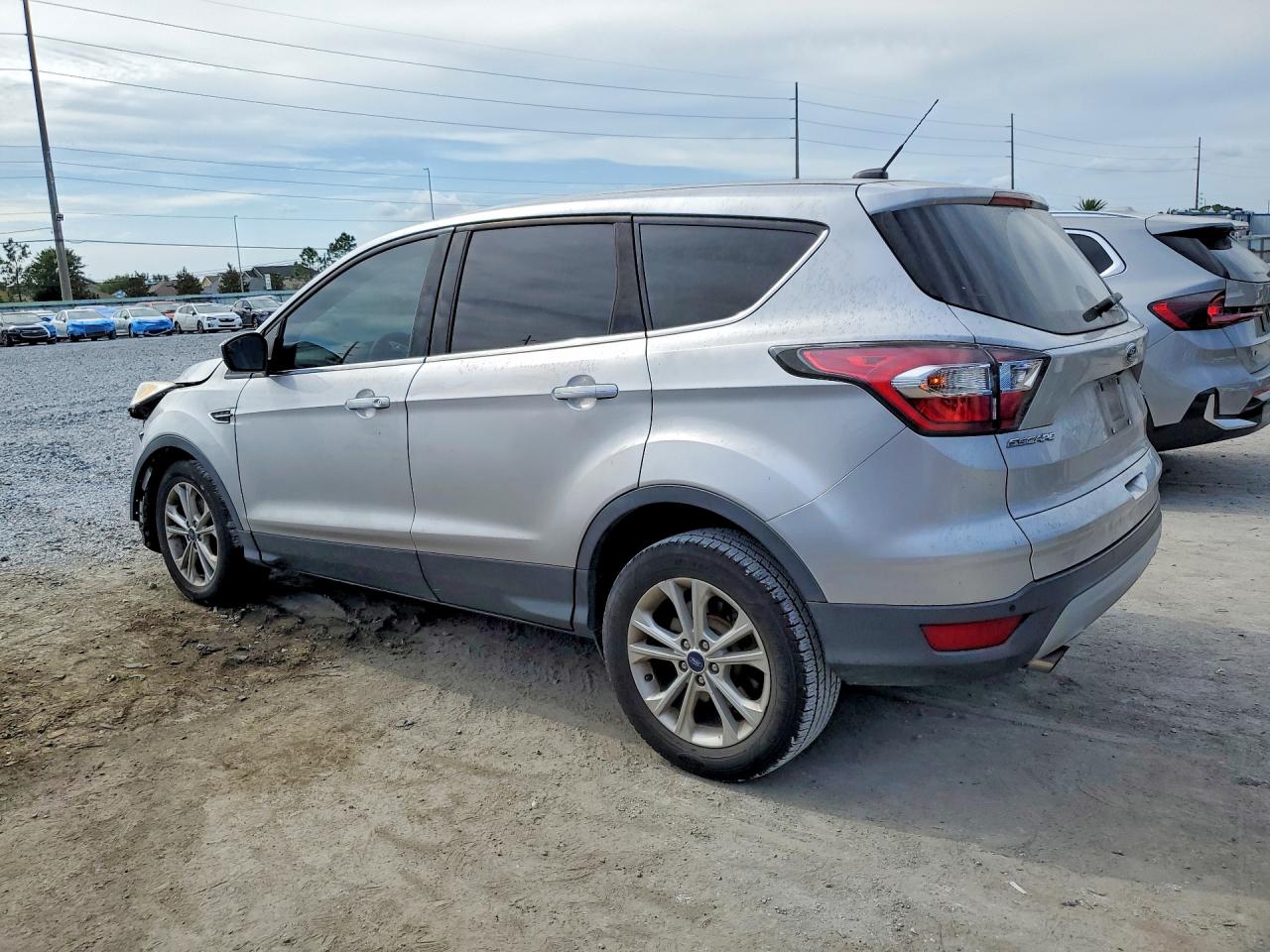 2017 FORD ESCAPE SE photo 3