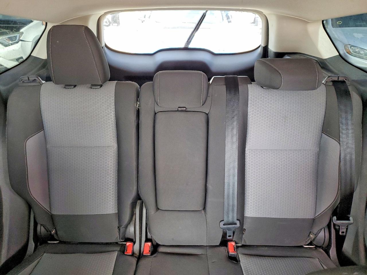 2017 FORD ESCAPE SE photo 19
