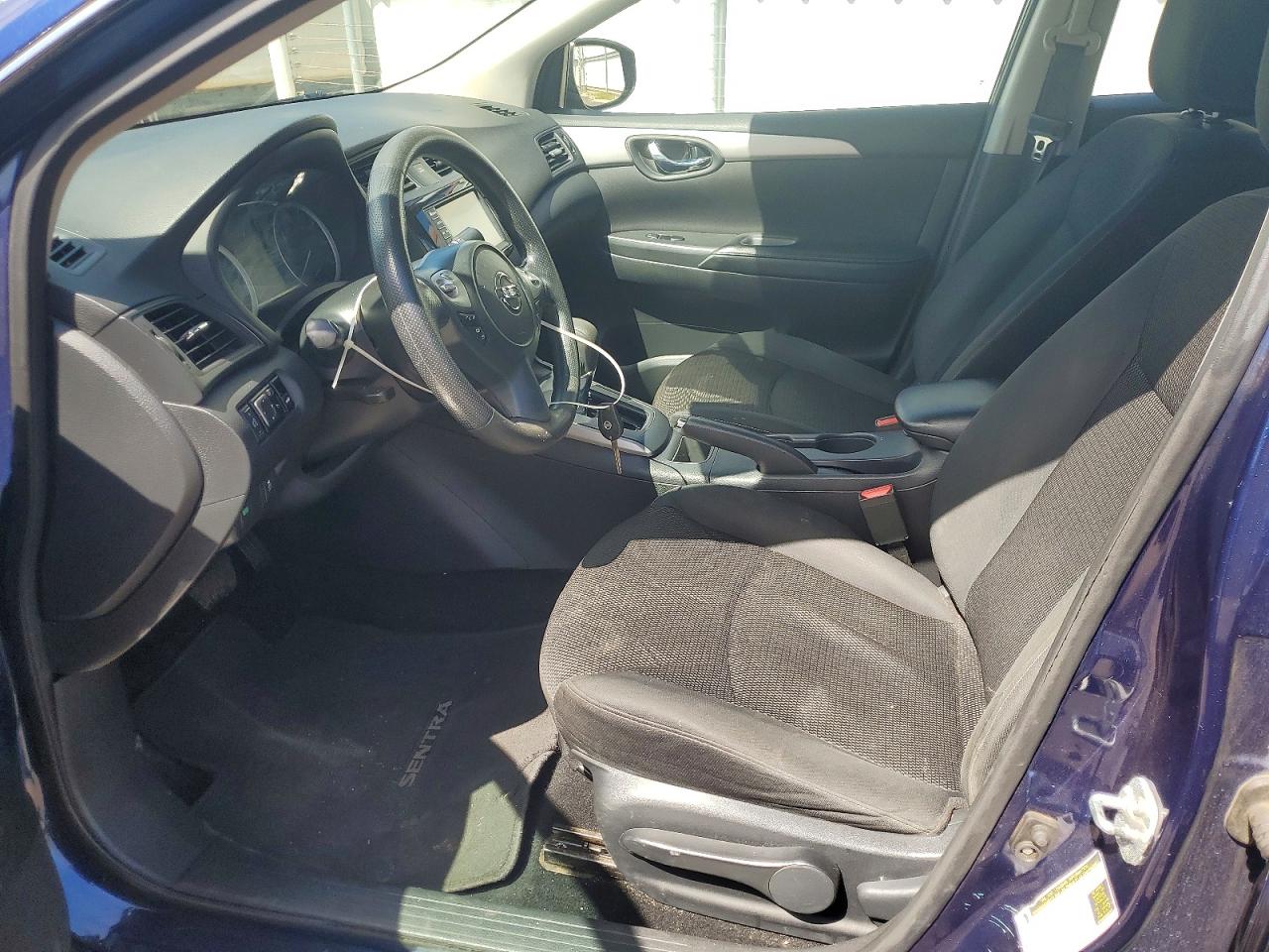 2019 NISSAN SENTRA photo 13