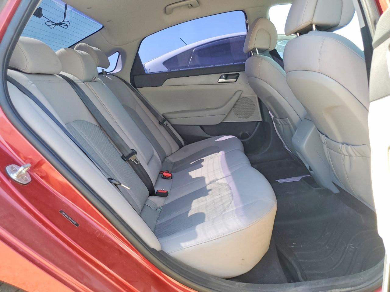 2017 HYUNDAI SONATA SE photo 28