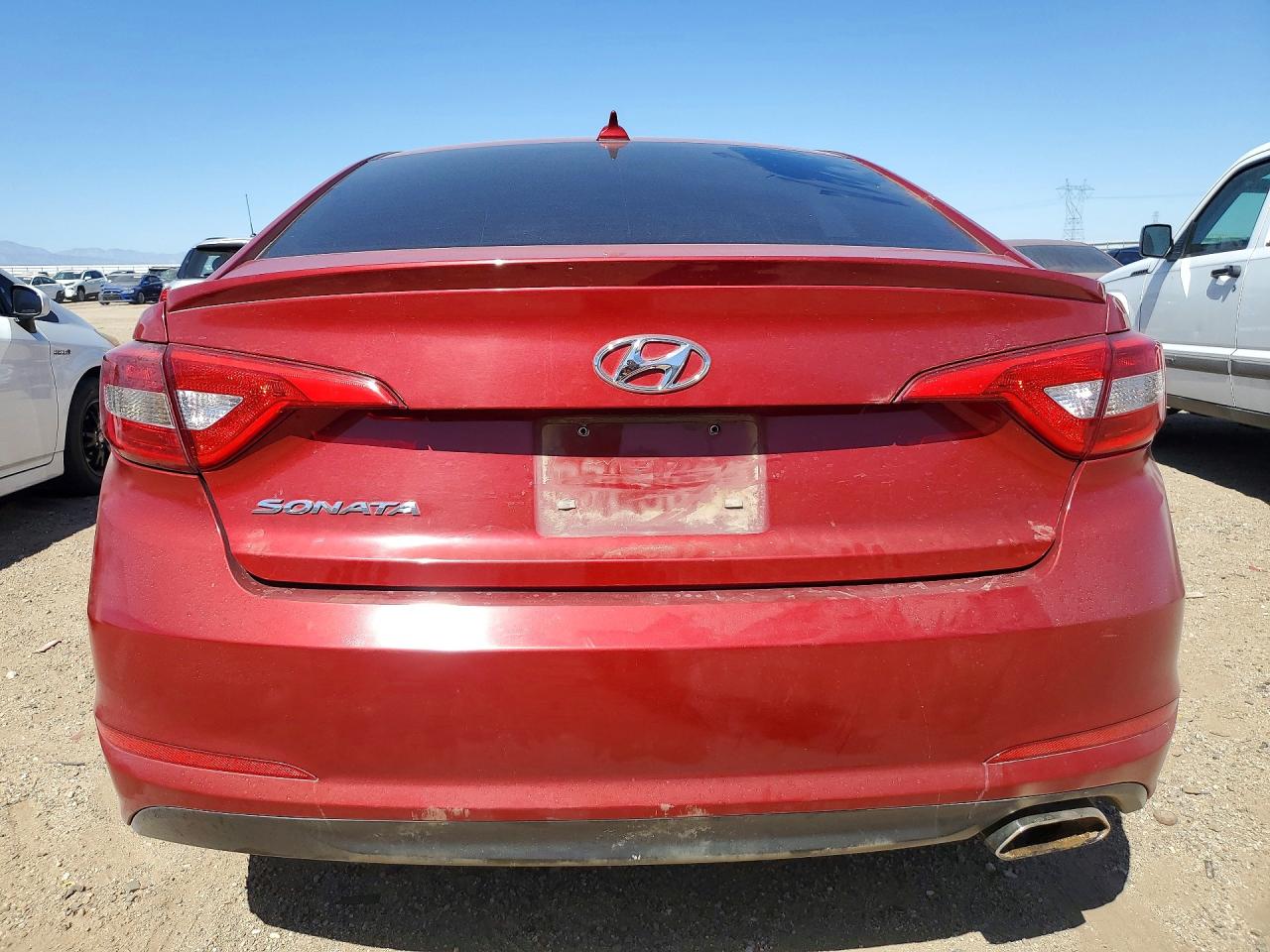 2017 HYUNDAI SONATA SE photo 16