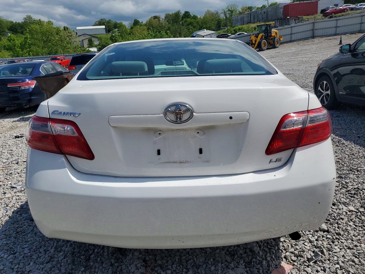 2009 TOYOTA CAMRY LE photo 11